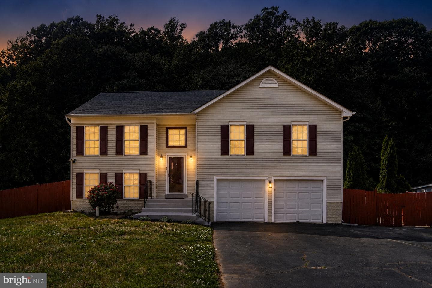 47 Clark Lane photo 40