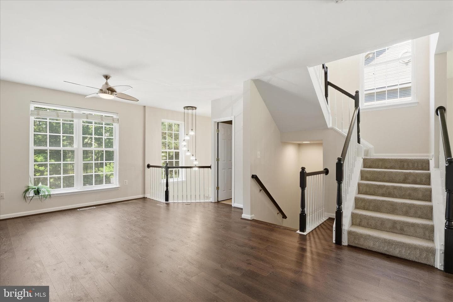 601 Galway Lane photo 9