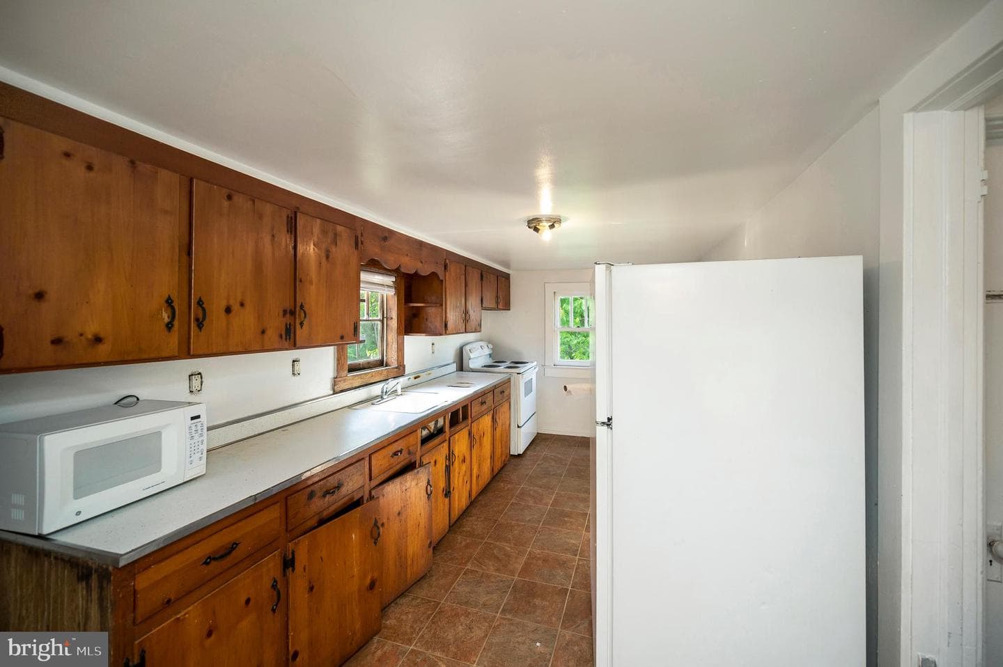 268 Cambridge Street photo 24