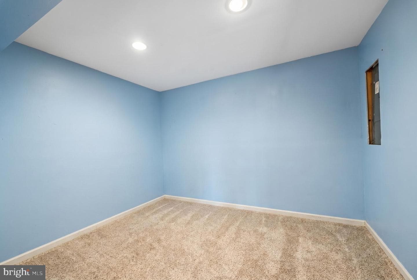 117 Holmes Street photo 29