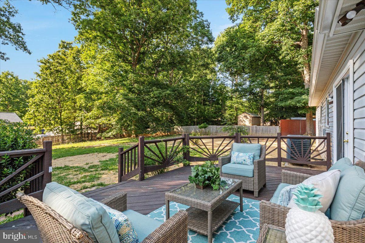 6 Breezy Hill Drive photo 24