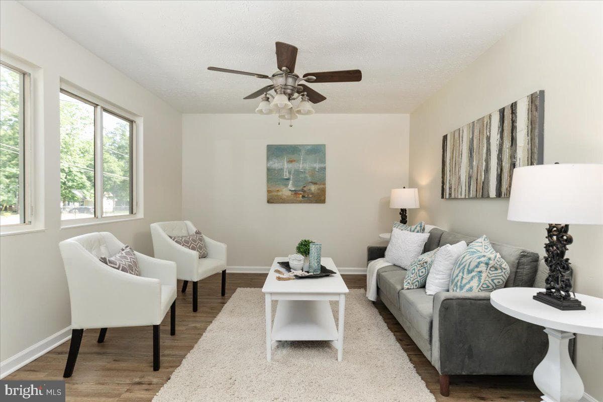 6 Breezy Hill Drive photo 9