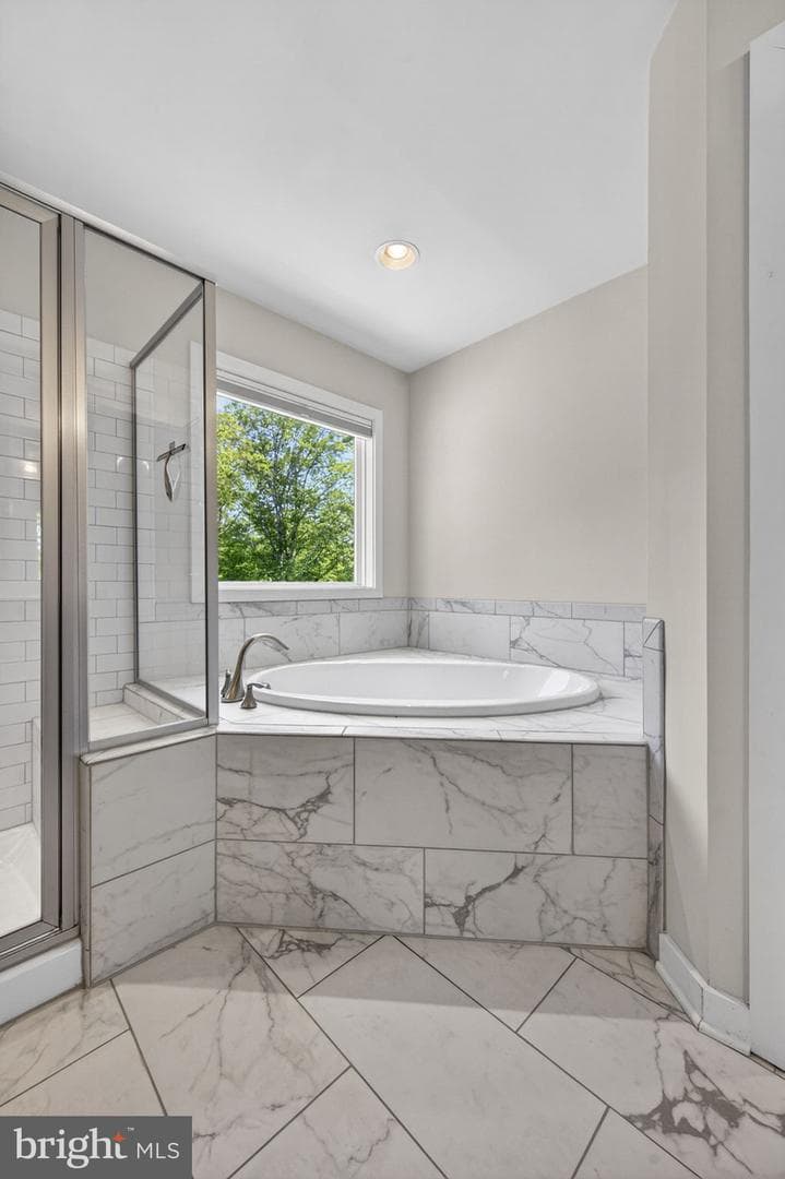 85 Hopewell Drive photo 55