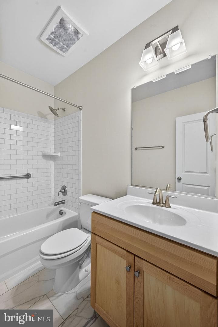 85 Hopewell Drive photo 72