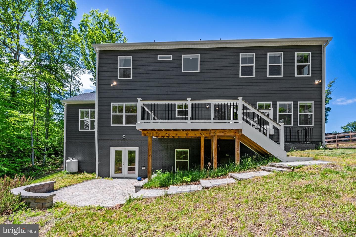 85 Hopewell Drive photo 82