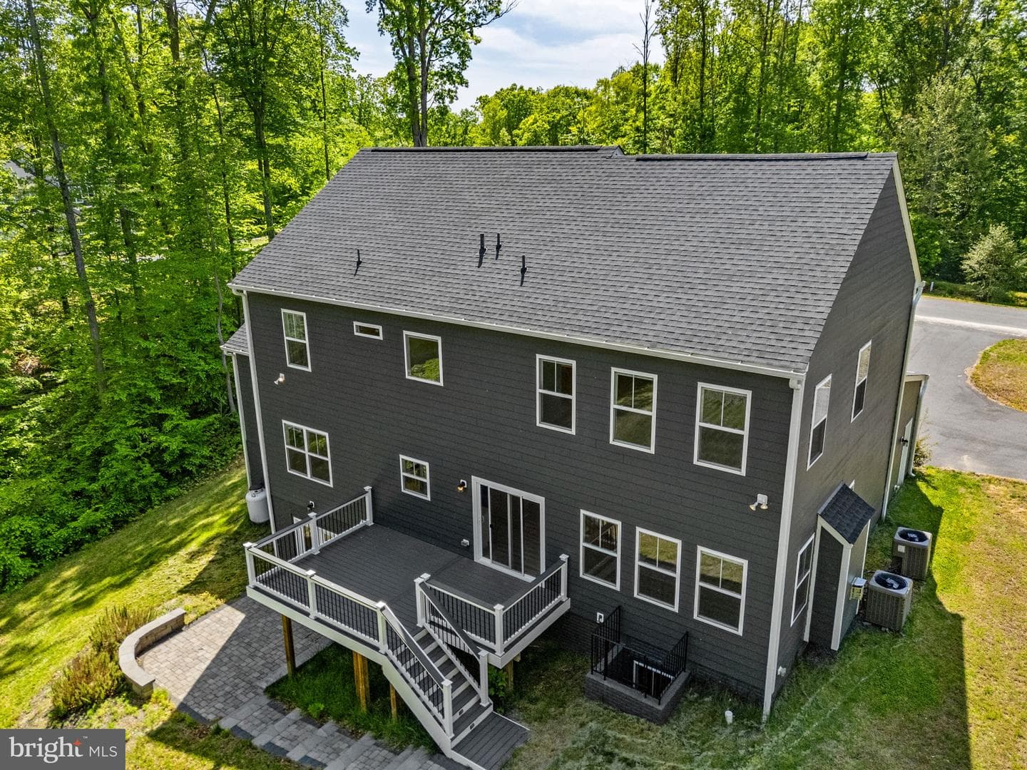 85 Hopewell Drive photo 88
