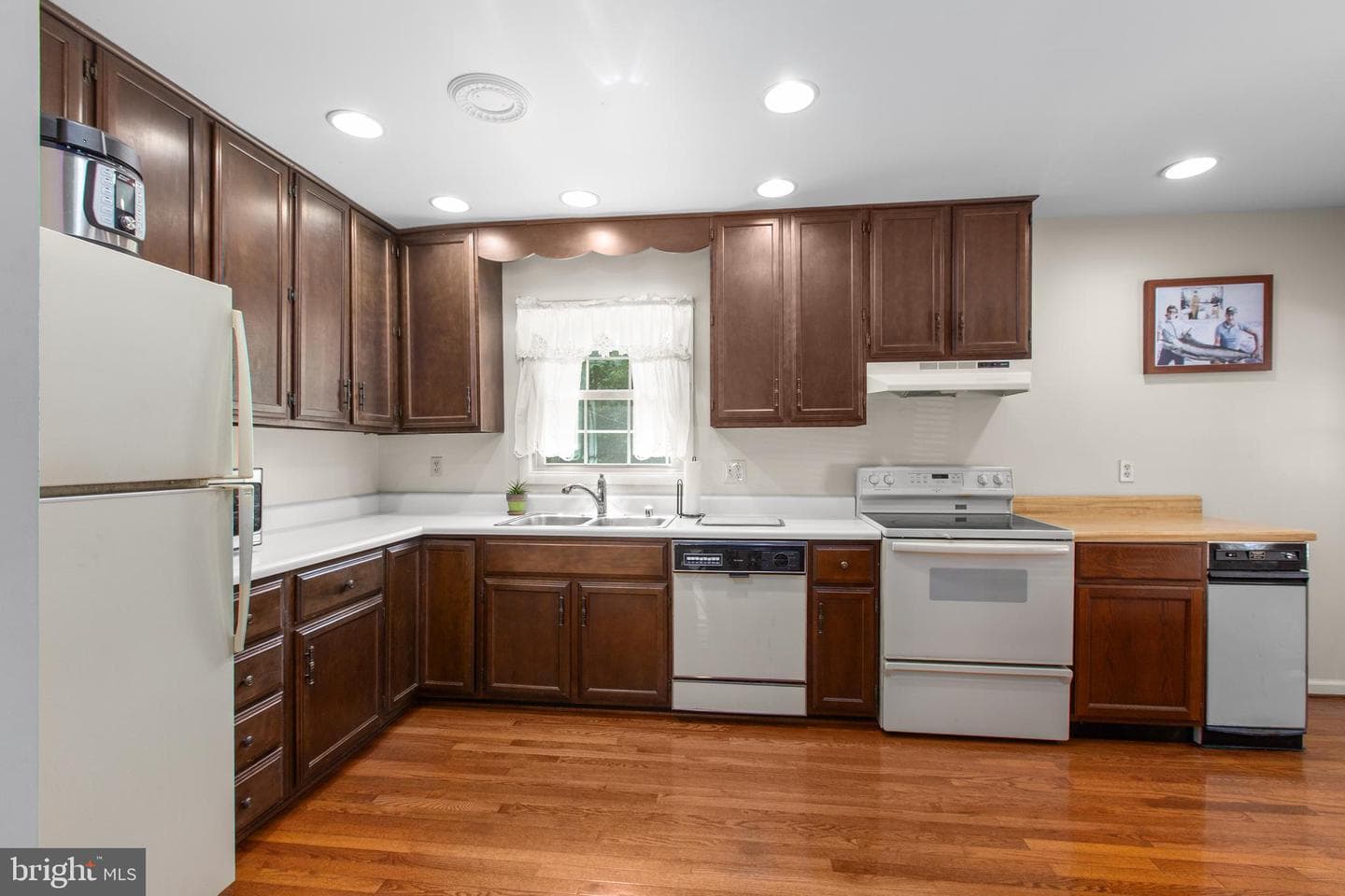 655 Holly Corner Road photo 14