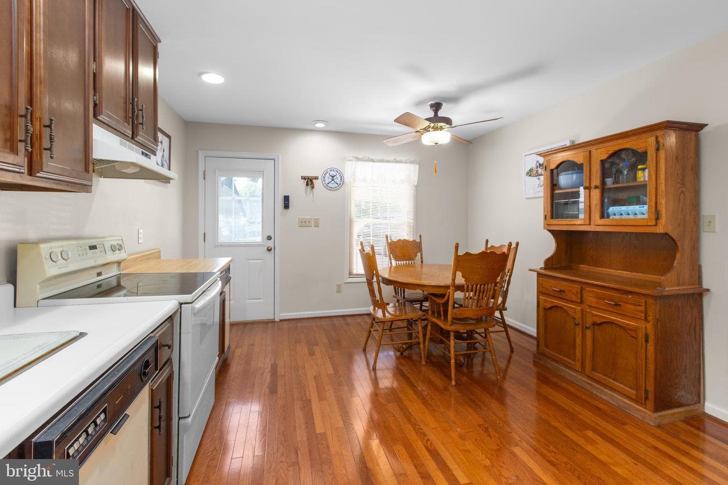 655 Holly Corner Road photo 16