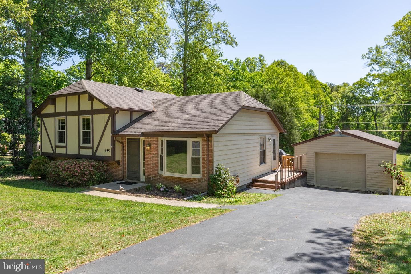 655 Holly Corner Road photo 3