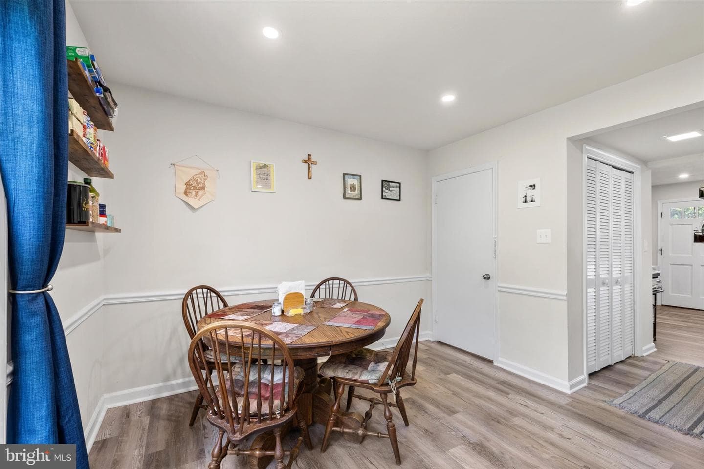 202 Overlook Court photo 16