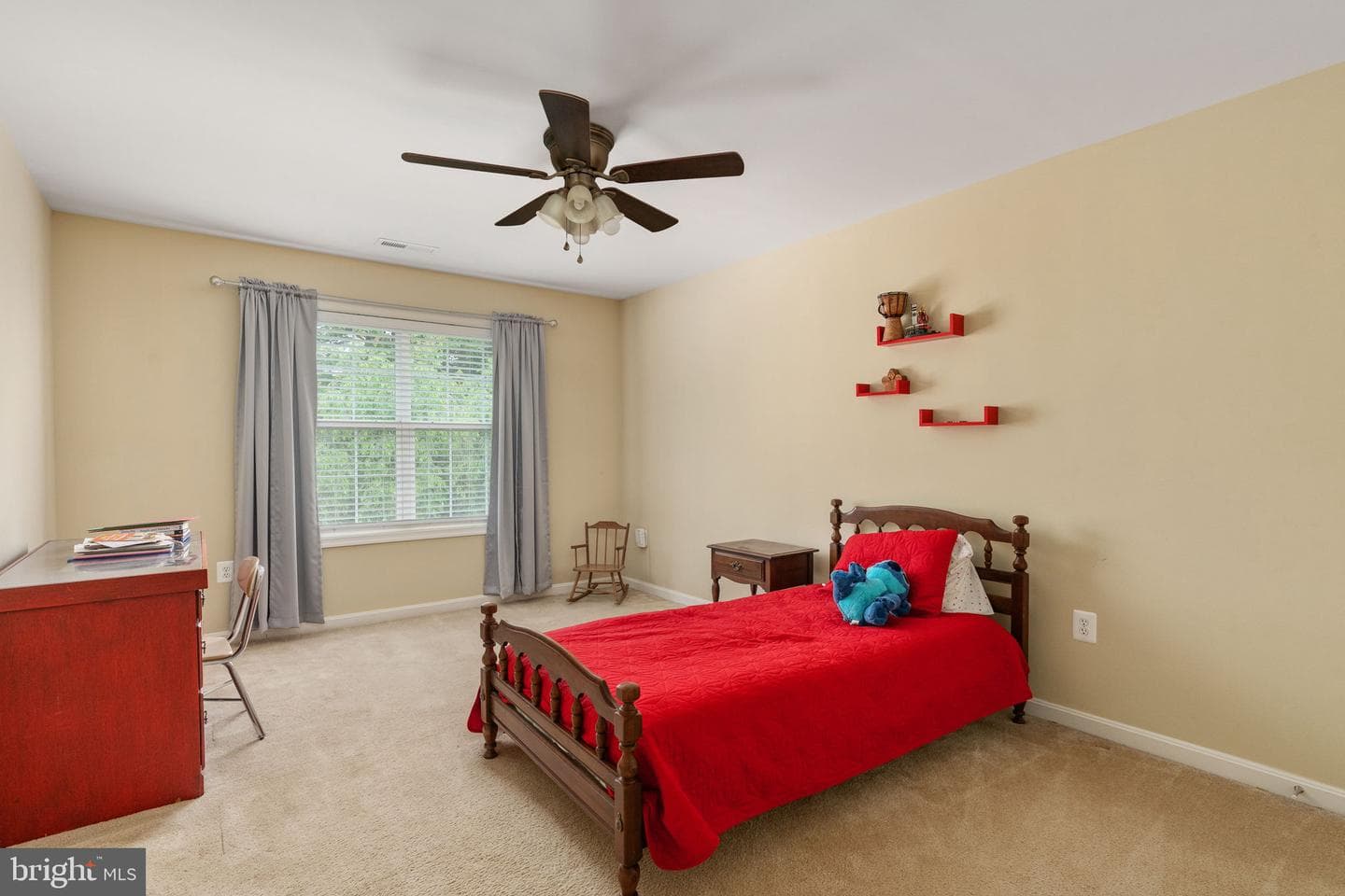 76 Landmark Drive photo 35