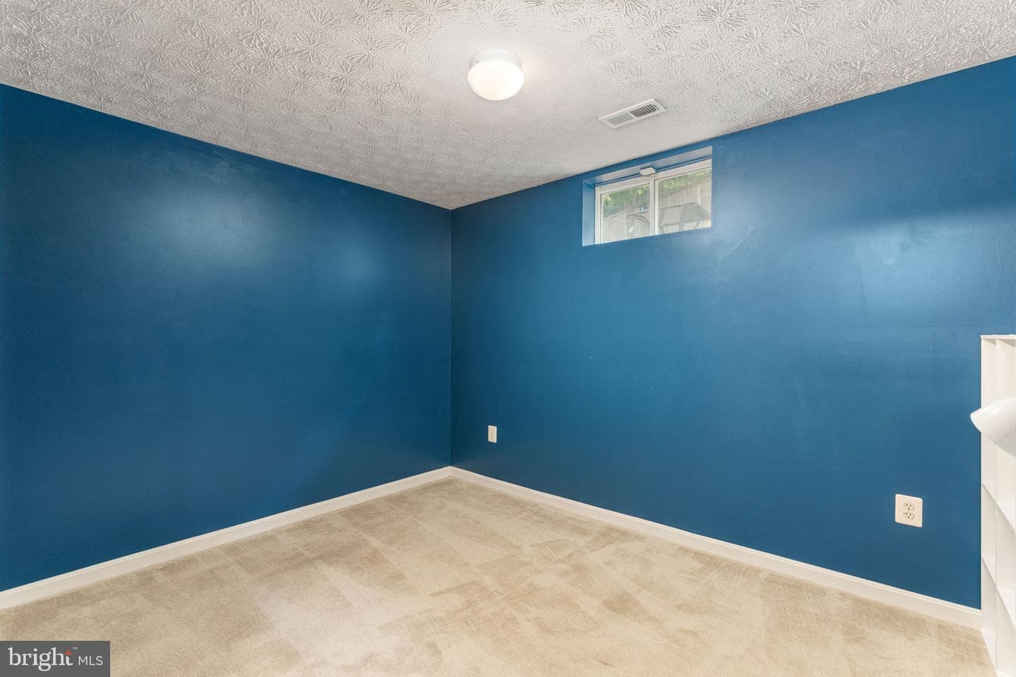 76 Landmark Drive photo 45