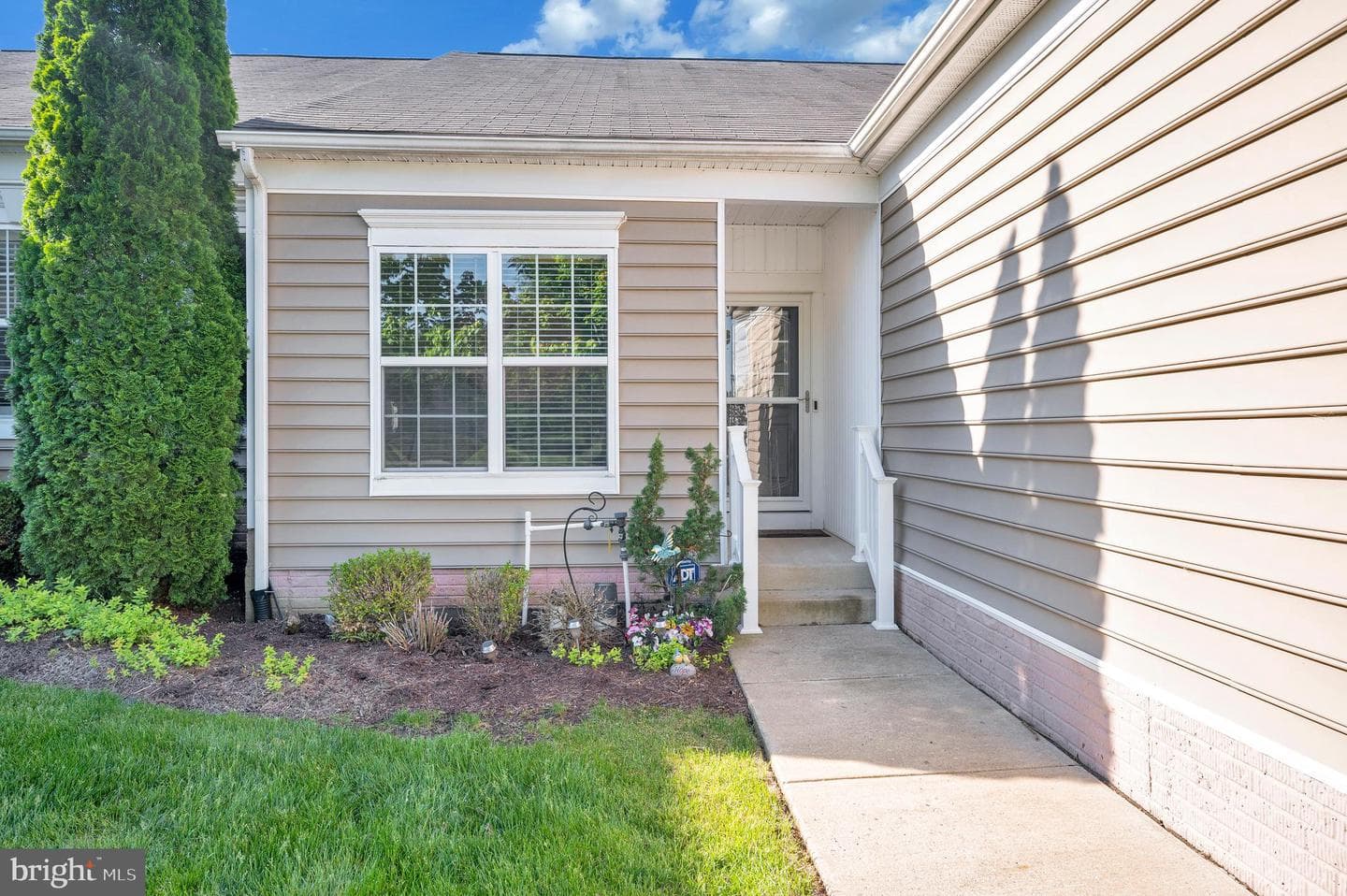 144 Castle Hill Drive photo 4
