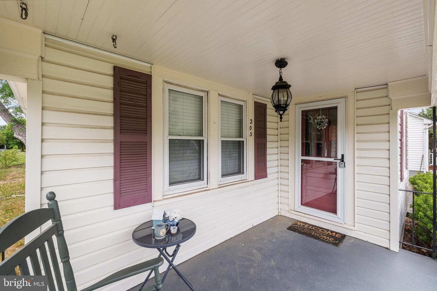 205 E Chatham Street photo 27