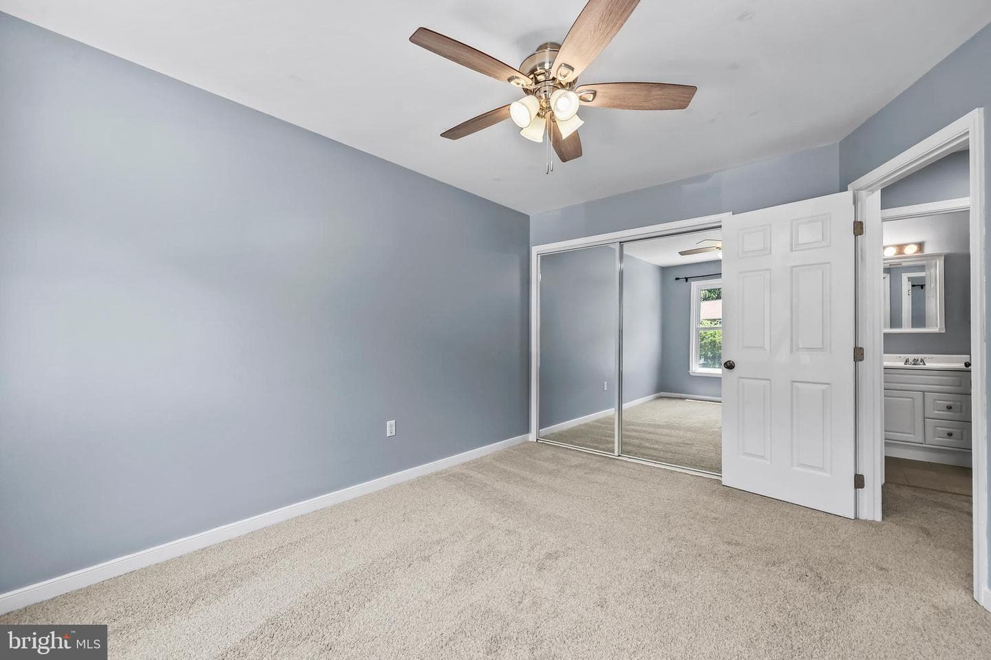 44 Kelly Way photo 28