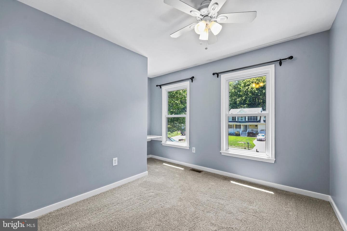 44 Kelly Way photo 29