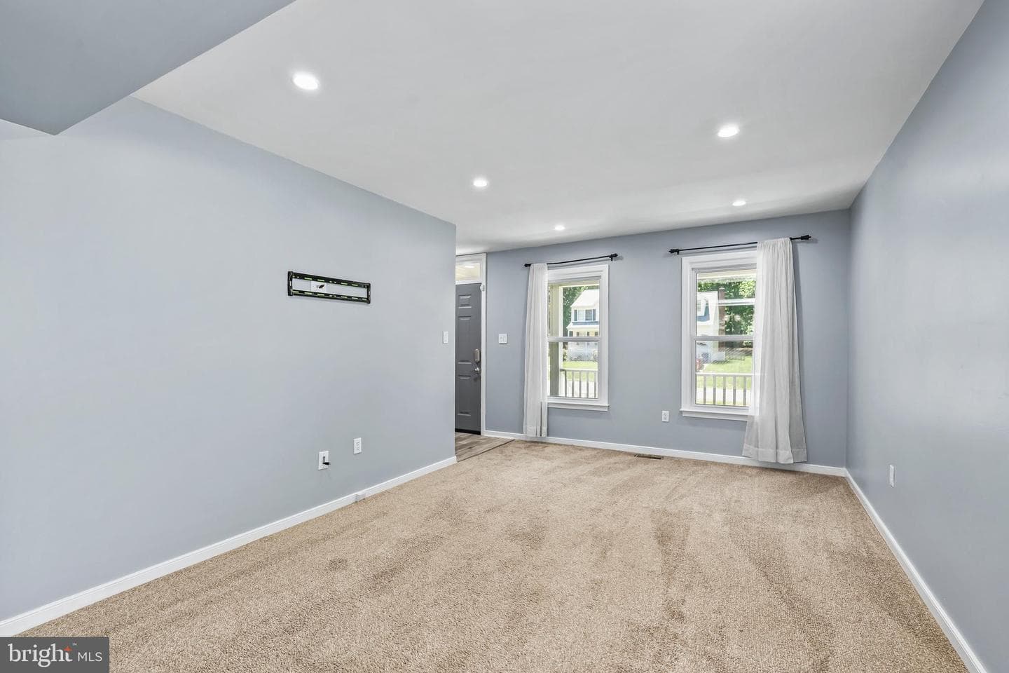 44 Kelly Way photo 5