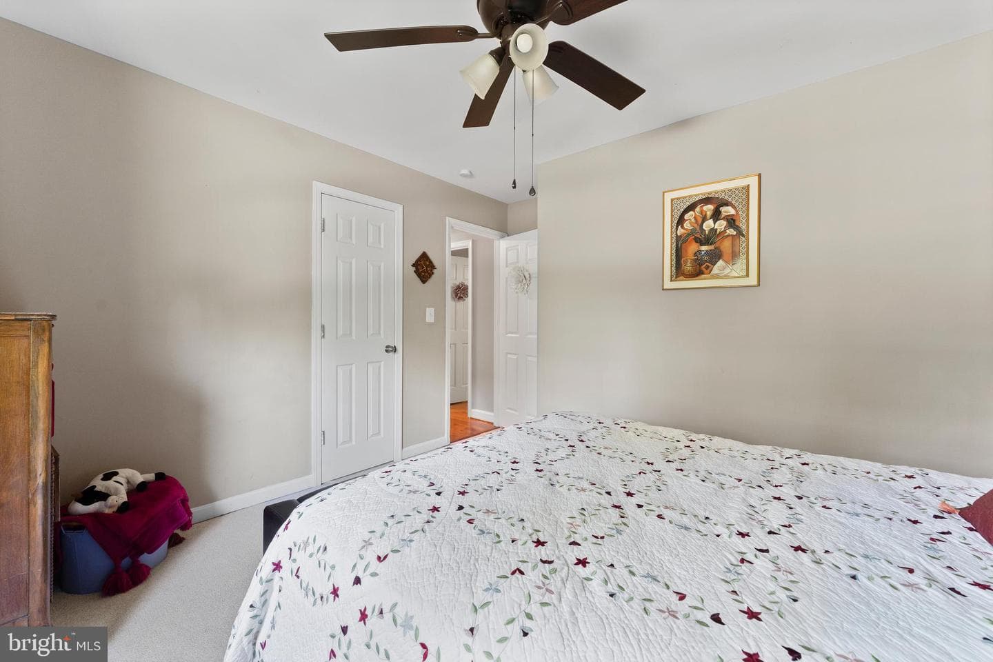 34 Greenridge Drive photo 9