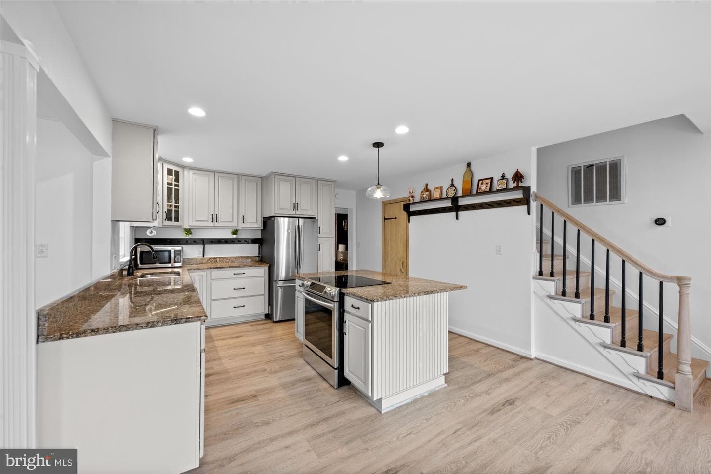 1015 Atlantic Drive photo 19