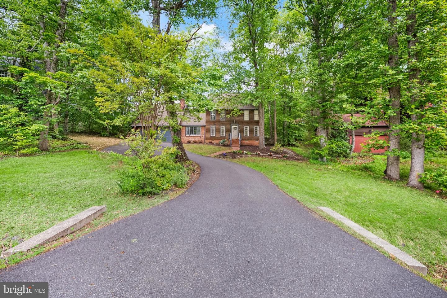 1015 Atlantic Drive photo 2