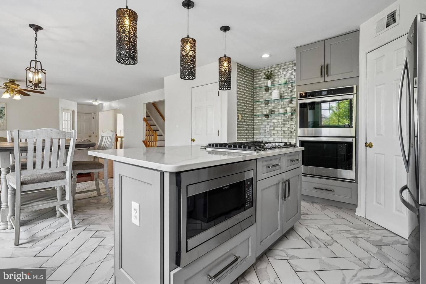 9 Remington Court photo 10