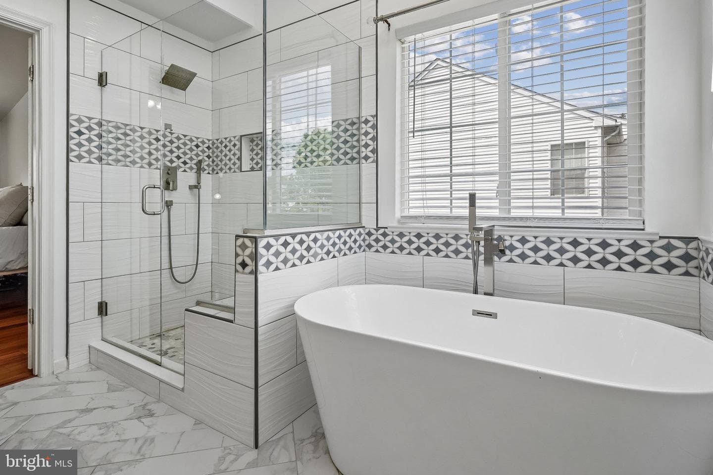9 Remington Court photo 30