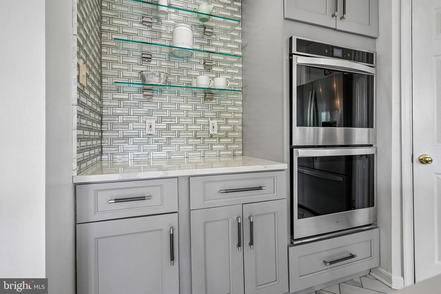 9 Remington Court photo 8