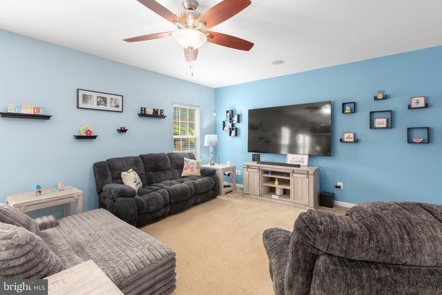 47 Queensland Drive photo 14