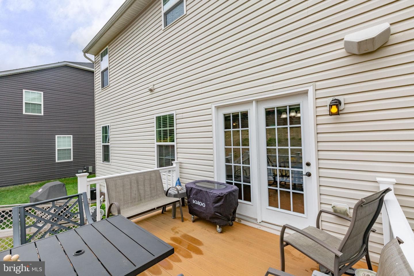 47 Queensland Drive photo 36
