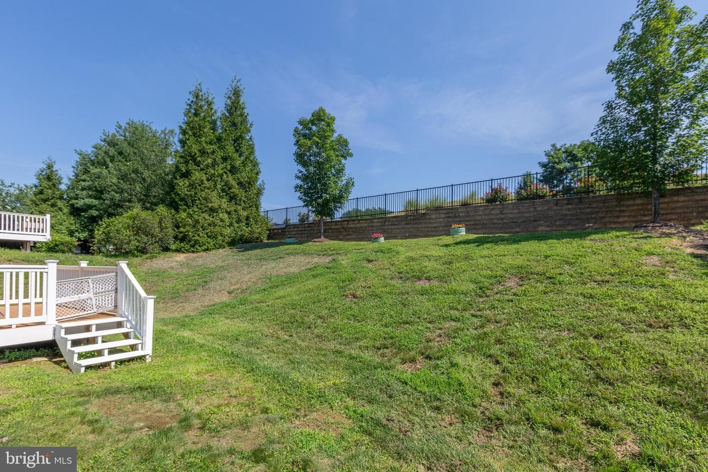 47 Queensland Drive photo 42