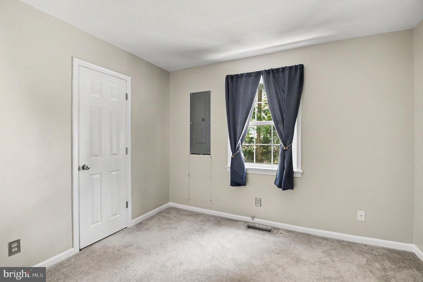 113 Stratford Pl photo 12