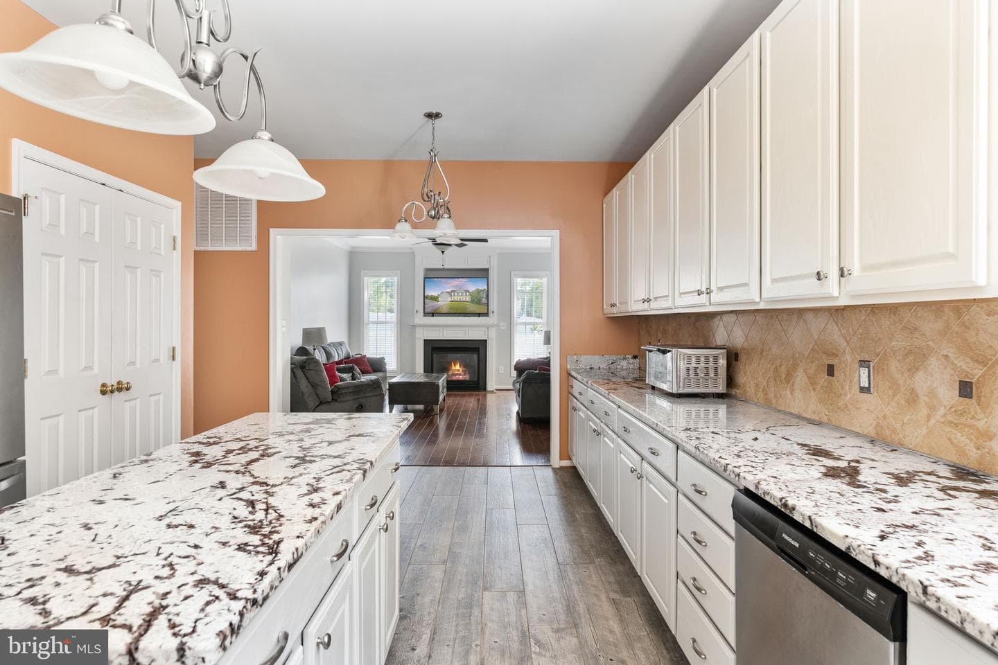 142 Greenway Street photo 35