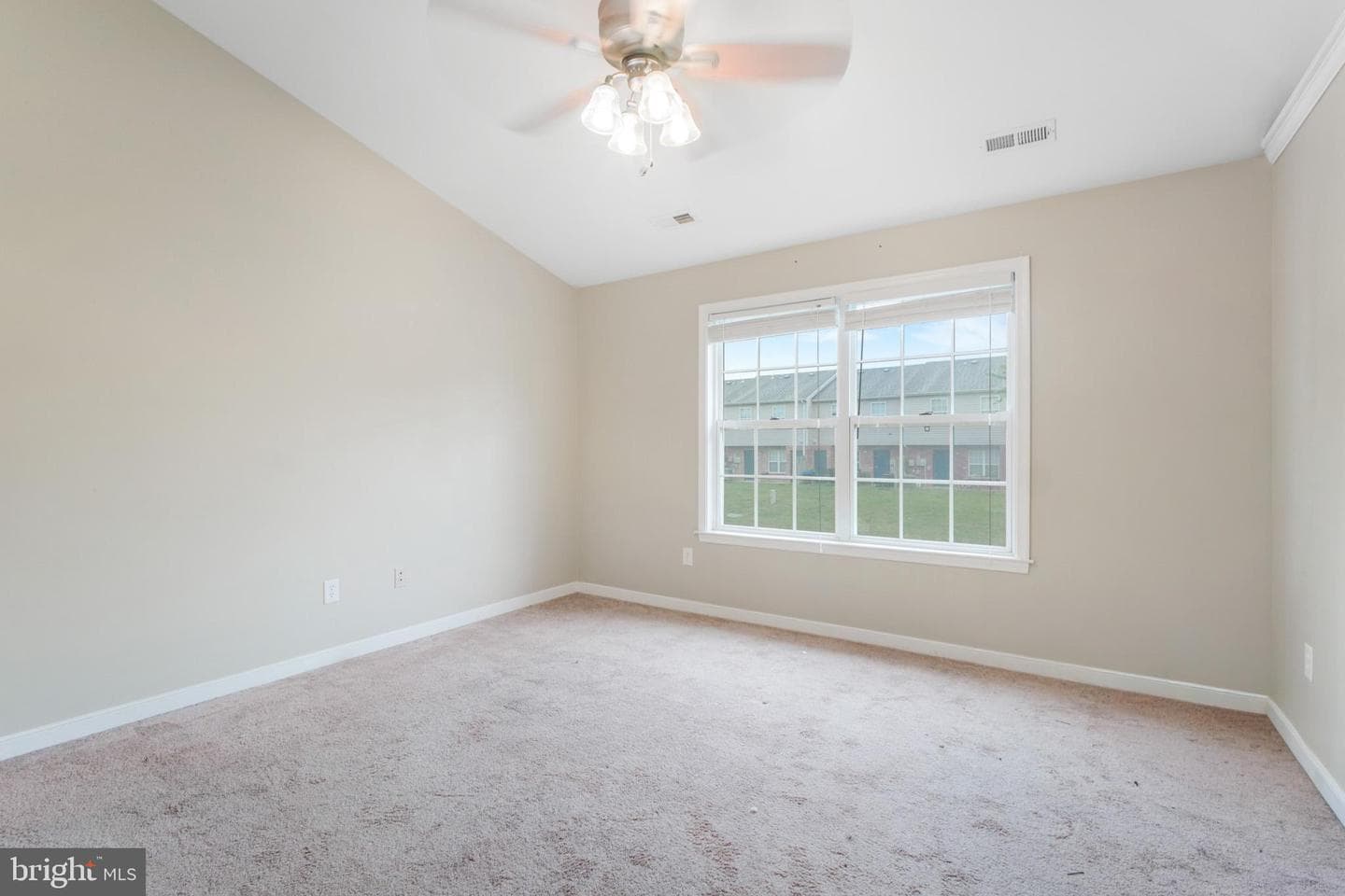 405 Donelson Loop photo 18