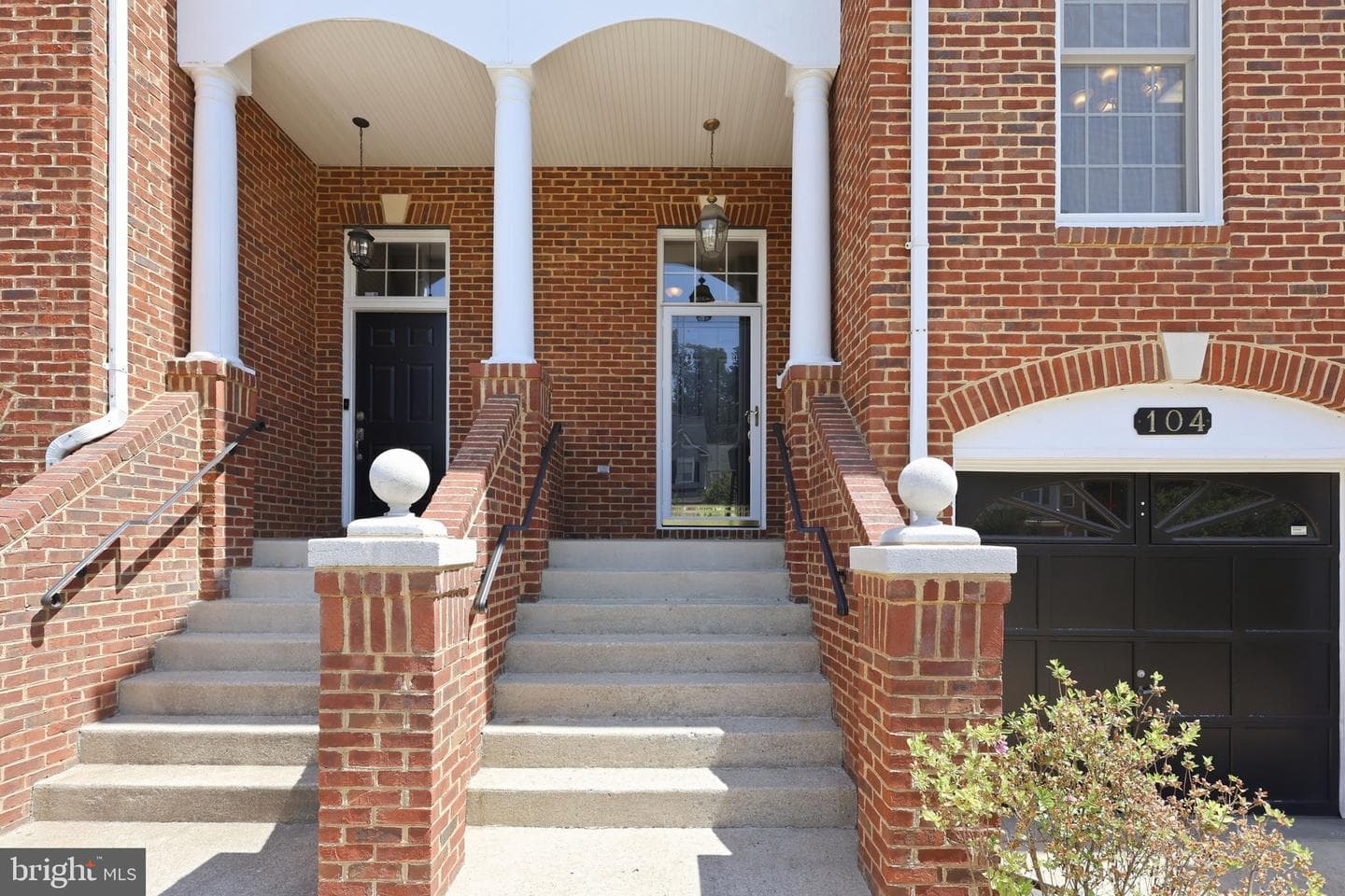 104 Waters Landing photo 36