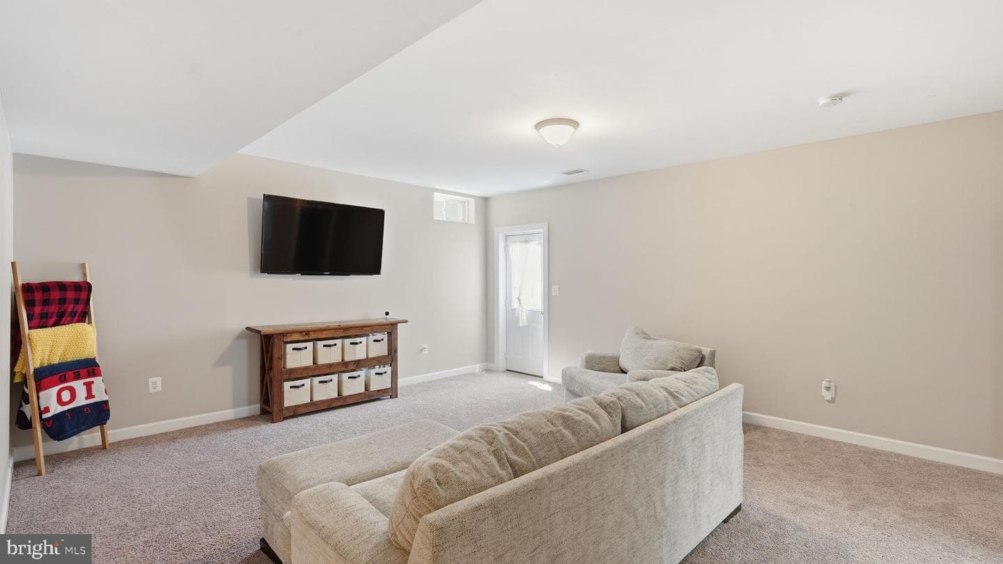 425 Alder Drive photo 36