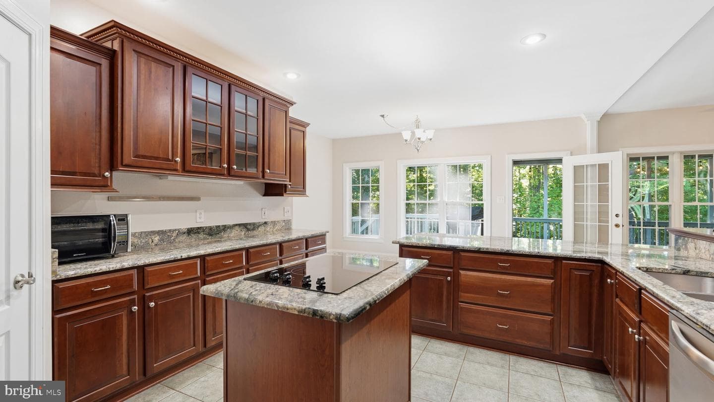 14 Hempstead Lane photo 8