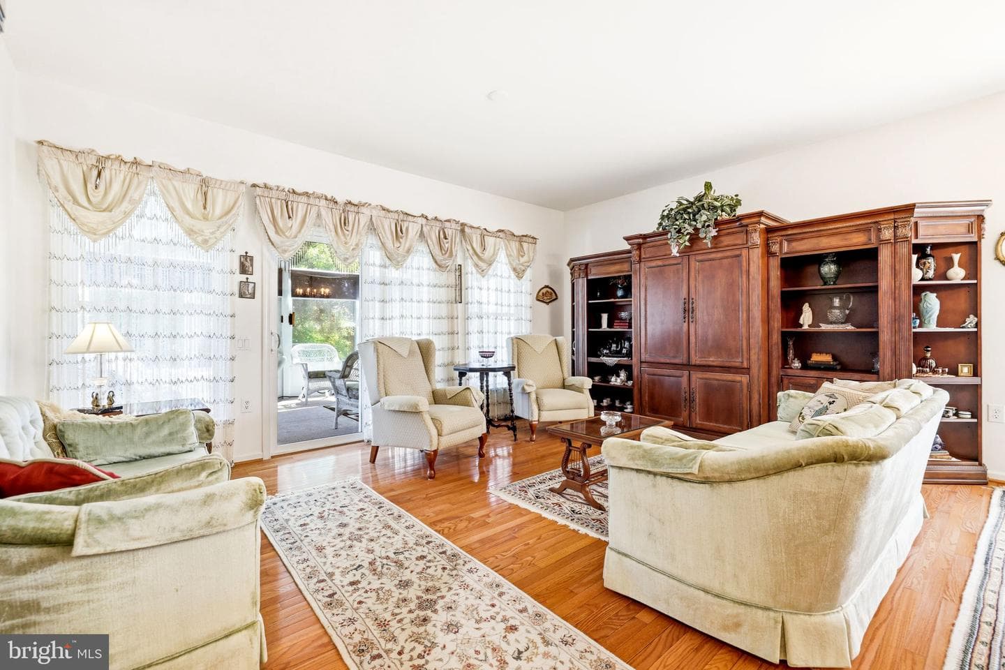 9 Linden Court photo 8