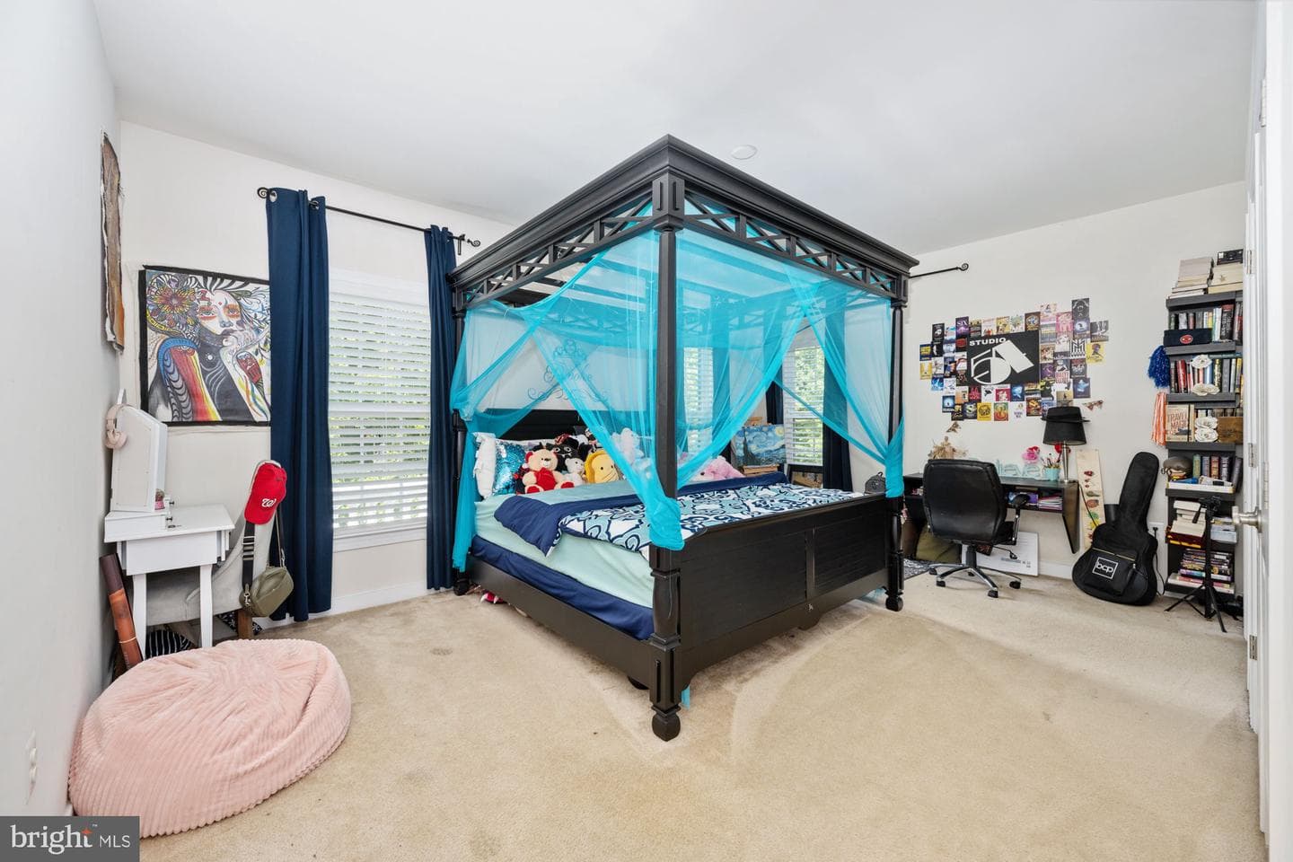 425 Wakerobin Drive photo 68