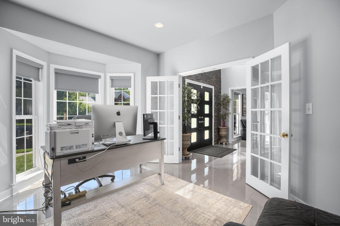 8 Country Manor Drive photo 4