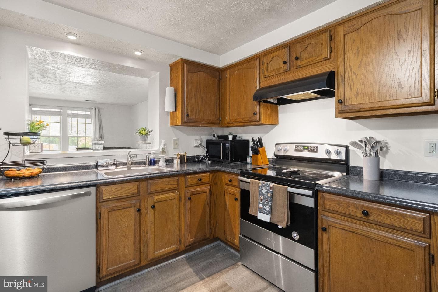 113 Independence Drive photo 9