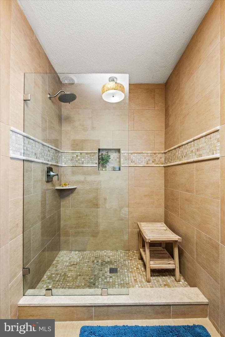 2 Greenhaven Court photo 36