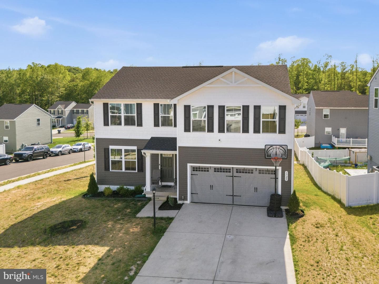 1720 Creek Bottom Place photo 3