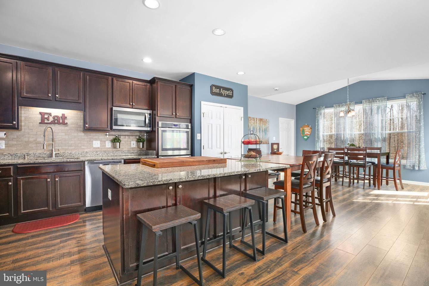 75 Orion Way photo 3