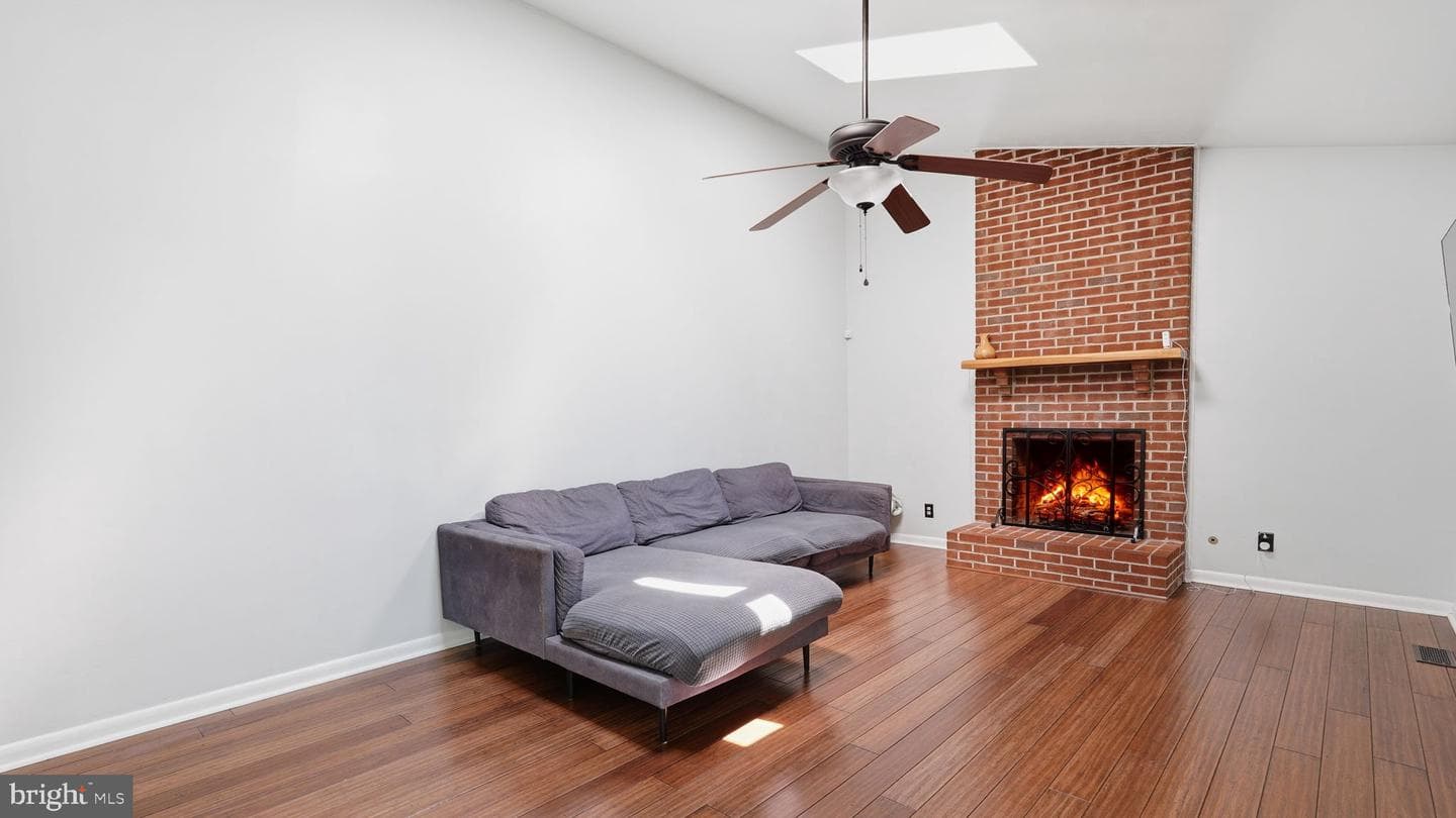 21 Kelly Way photo 13