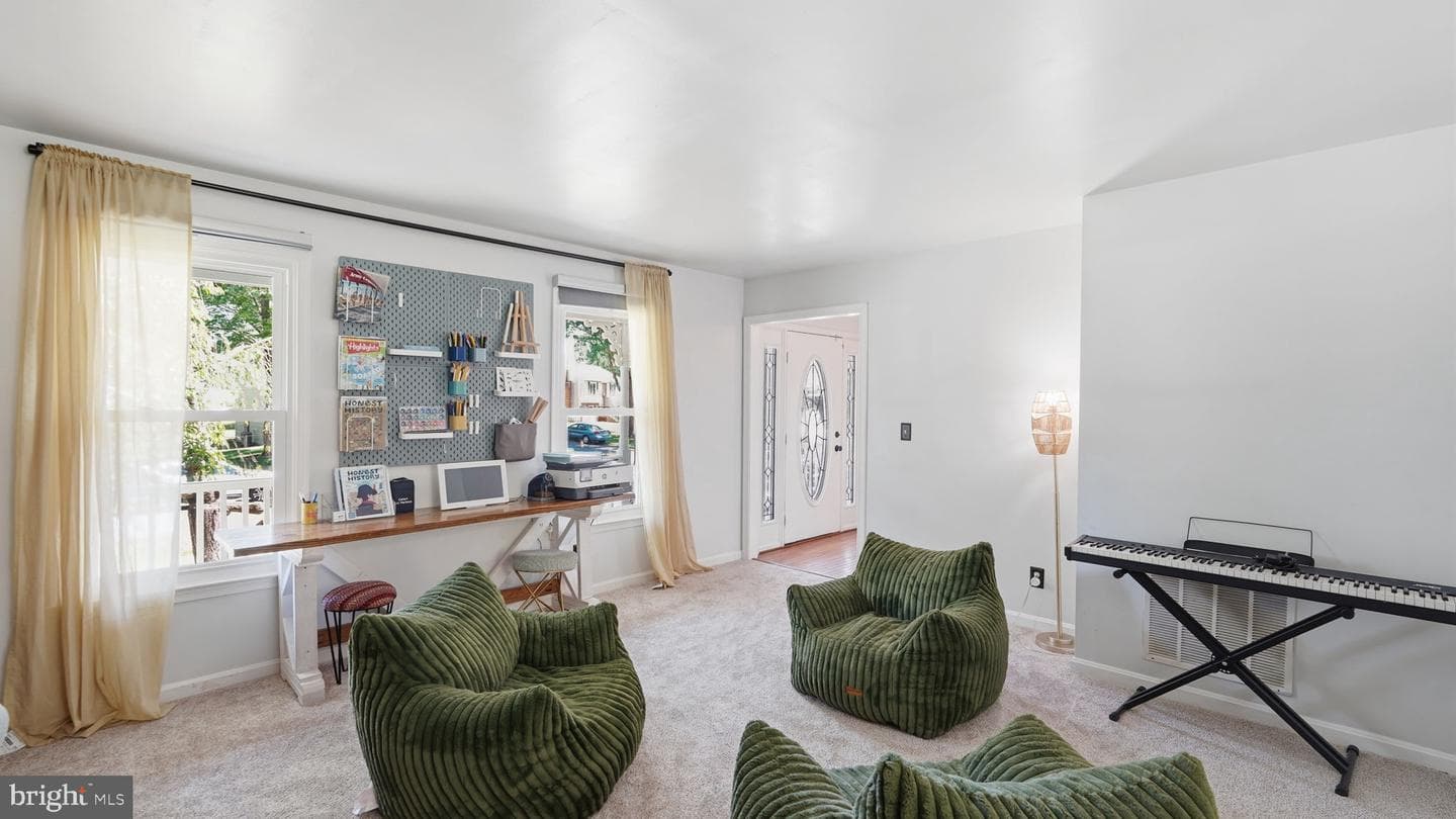 21 Kelly Way photo 17