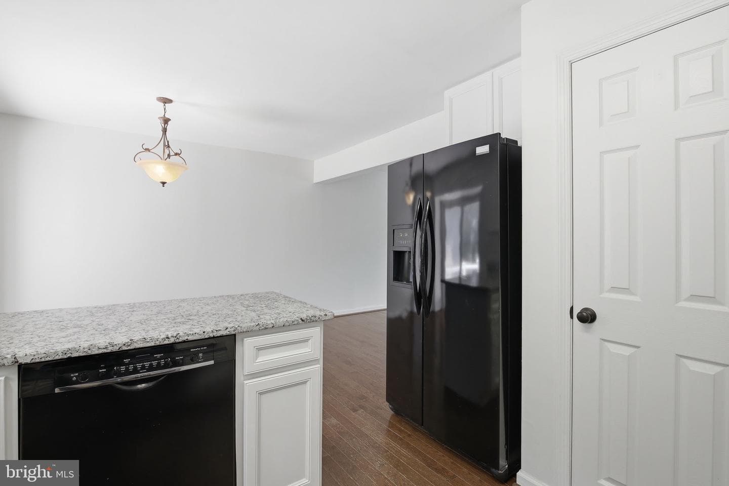 309 Barrows Court photo 13