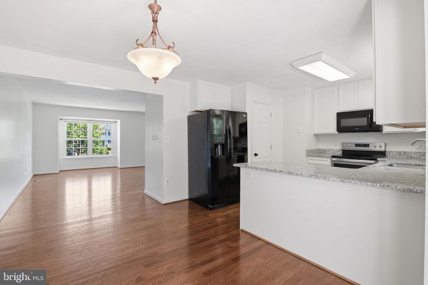 309 Barrows Court photo 14