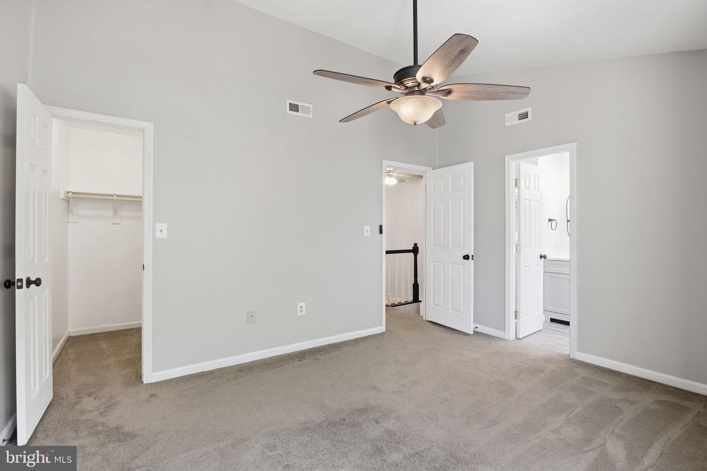 309 Barrows Court photo 17