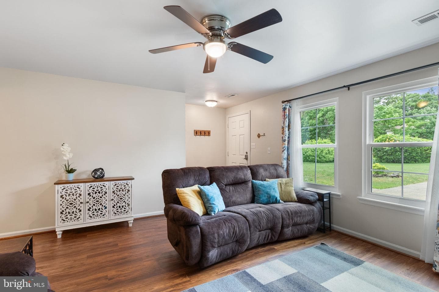 131 Matthew Court photo 3