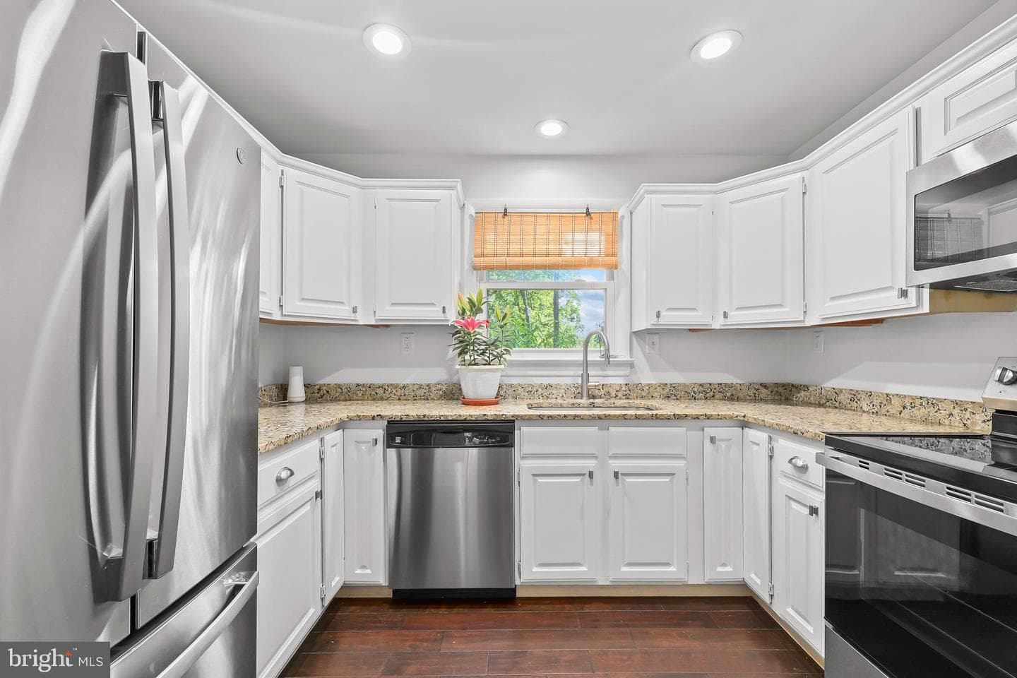 1308 Washington Drive photo 10